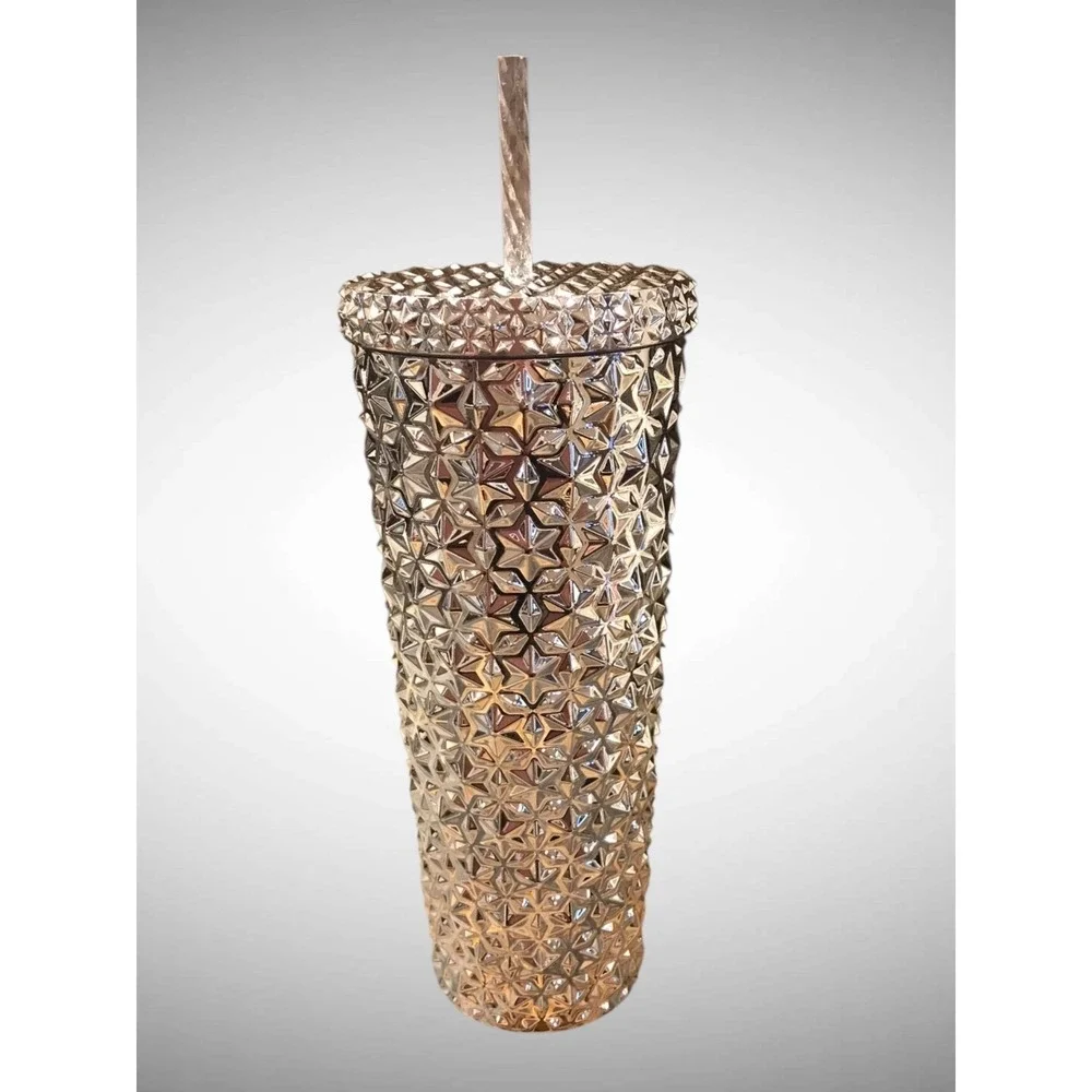 NWT Silver Studded 26 oz Plastic Double Wall Insulated Textured Tumbler W/ Straw